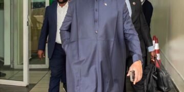 Guinée-Côte d’Ivoire : Amadou Oury Bah à Abidjan pour représenter le Président Mamadi Doumbouya