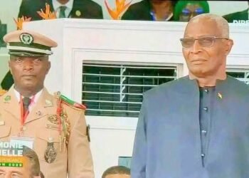 Côte d’Ivoire : le Premier ministre guinéen Amadou Oury Bah aux côtés des autorités ivoiriennes pour le 66ᵉ anniversaire de l’indépendance