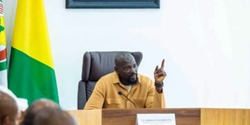 Conseil extraordinaire élargi : Mamadi Doumbouya recentre les priorités nationales