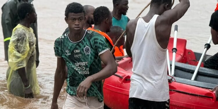 Fortes pluies en Guinée : un mort et plusieurs blessés à Coyah, les secours mobilisés