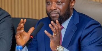 Guinée : le Gouvernement lance le recrutement de 500 enseignants-chercheurs et 697 médecins spécialistes