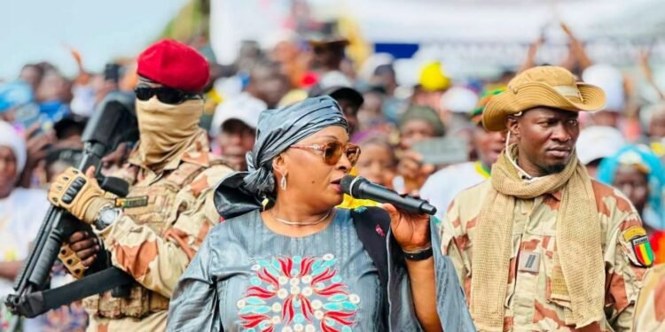 Guinée : la ministre Djénabou Touré Camara en visite à Tokounou